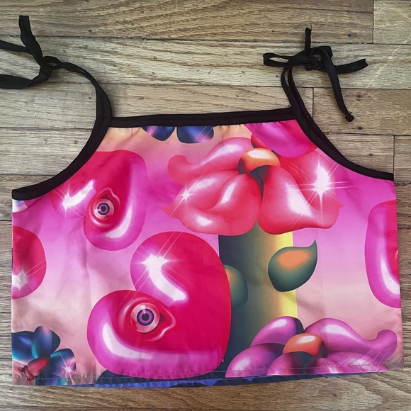 Colorful crop top with tie shoulder - Picture 2 of 5